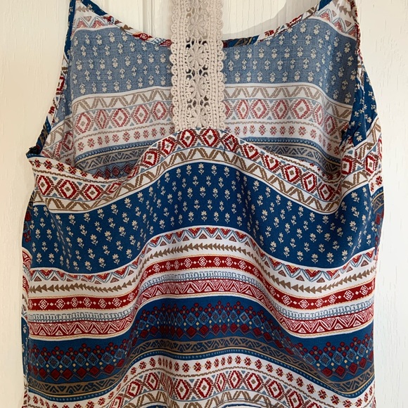 Tank top bundle - Picture 8 of 8